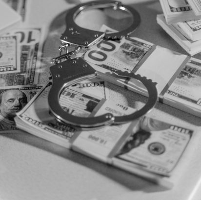 Przeciwdziałanie przestępczości finansowej poprzez monitoring i analizę transakcji